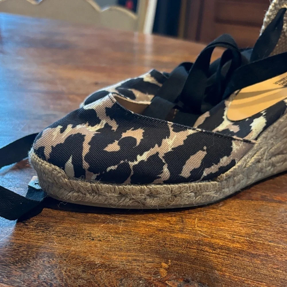 Diane von Furstenberg X Castaner Espadrille Wedge Sandals Black and Tan